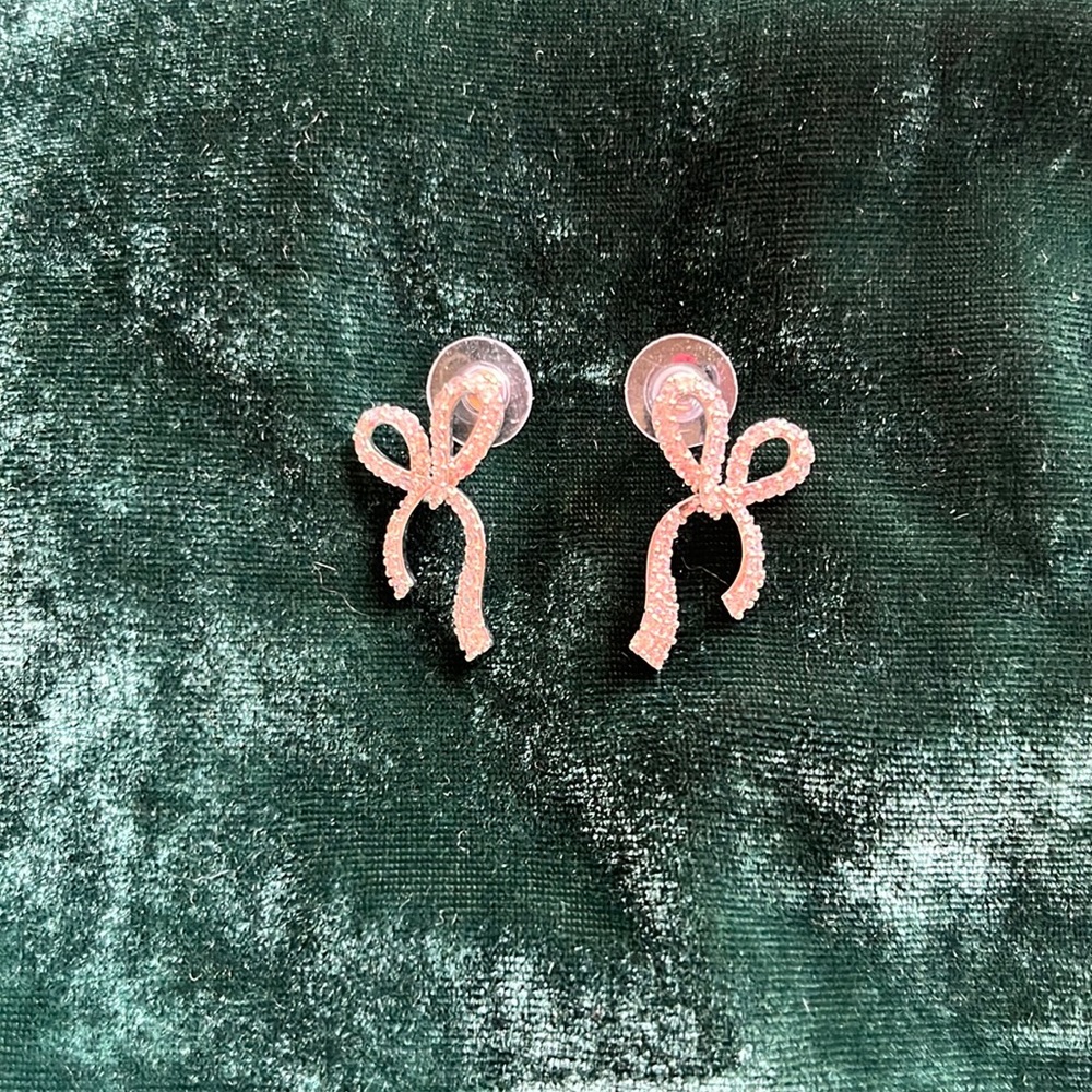 Rhinestone Ribbon Earrings. - Picture 3 of 4